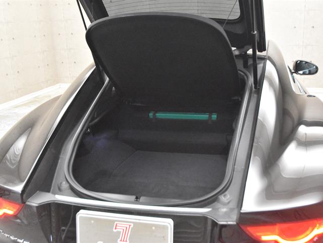 ジャガー Fタイプ クーペ11枚目