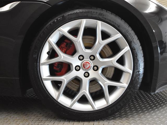 ジャガー Fタイプ クーペ17枚目