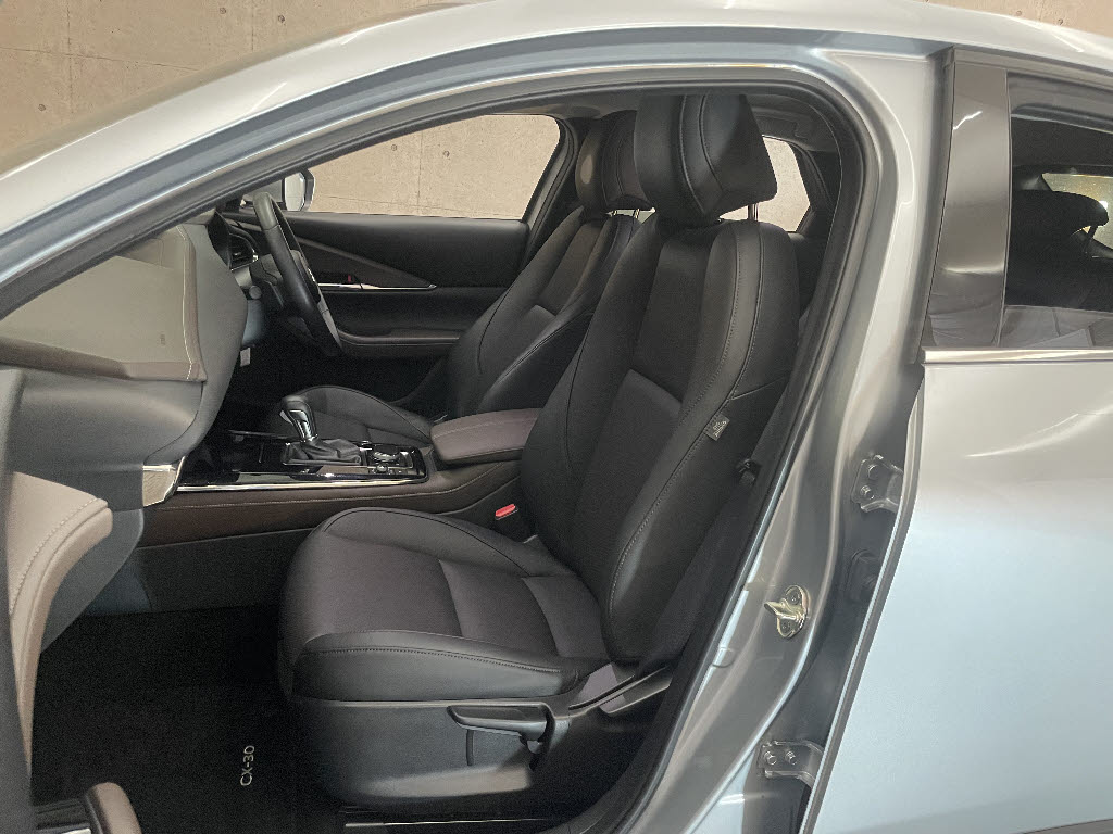 マツダ CX-306枚目
