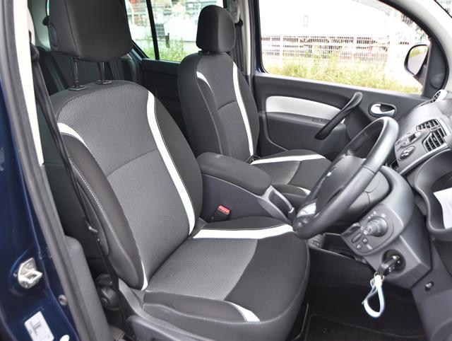 ルノー カングー3枚目