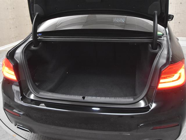 BMW 5シリーズ12枚目
