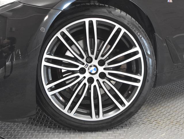 BMW 5シリーズ16枚目
