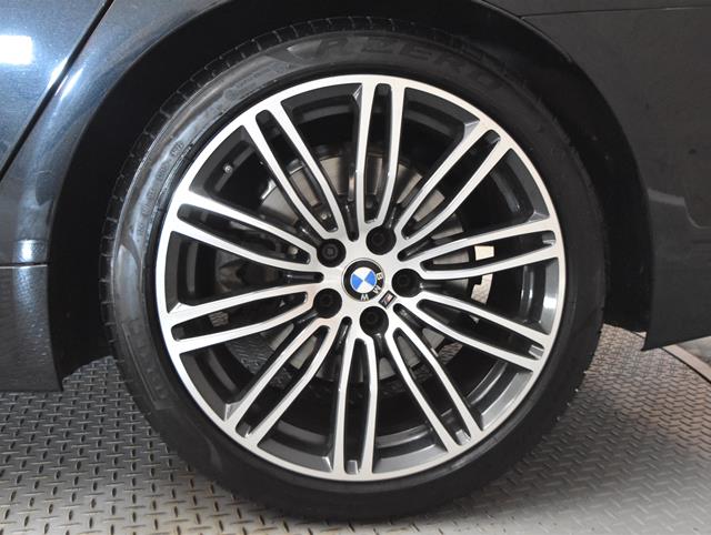 BMW 5シリーズ17枚目
