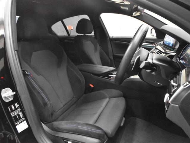 BMW 5シリーズ3枚目