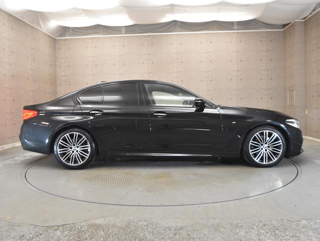 BMW 5シリーズ8枚目