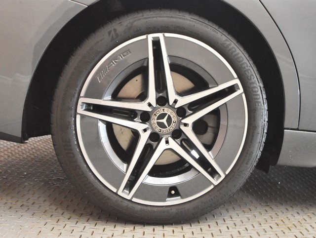 メルセデスベンツ Cクラス18枚目