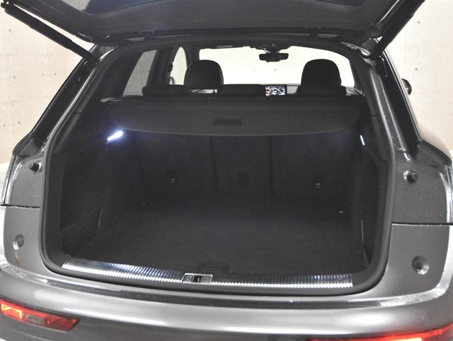 アウディ Q512枚目