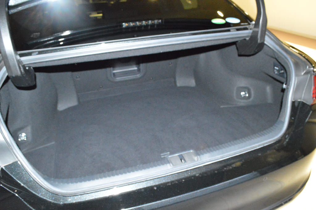 レクサス ＥＳ14枚目