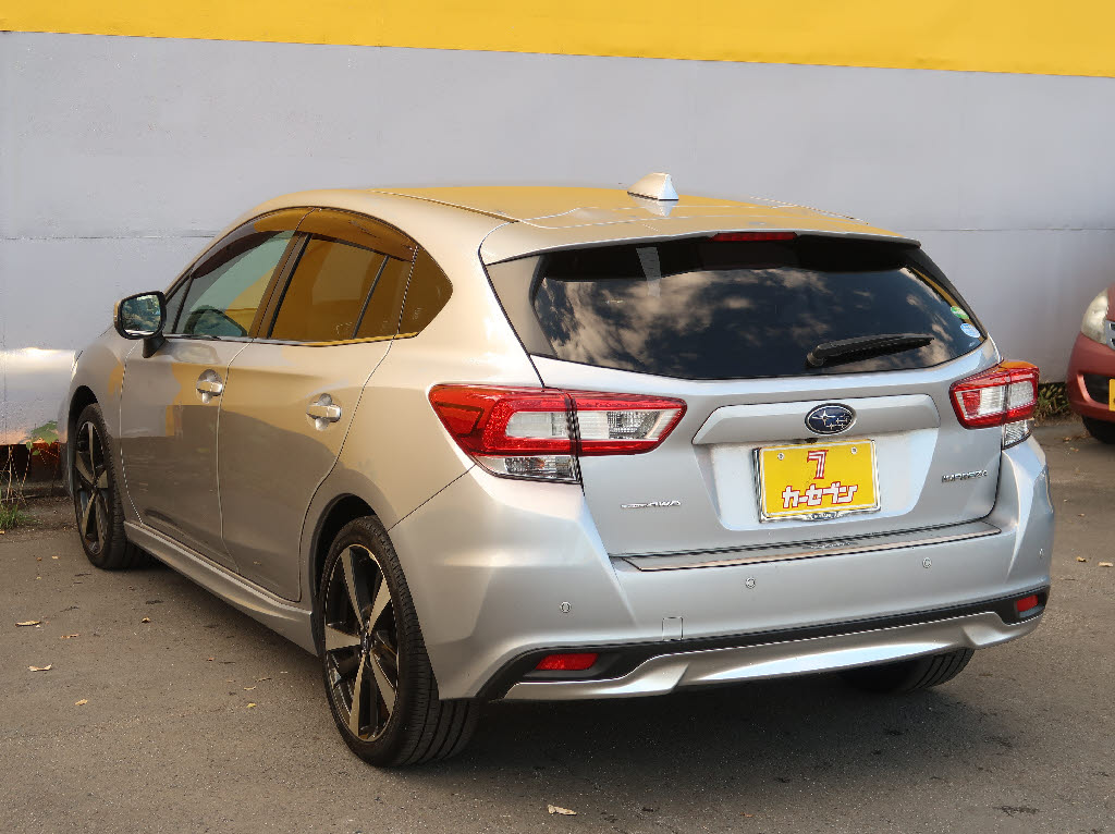 スバル インプレッサスポーツ12枚目