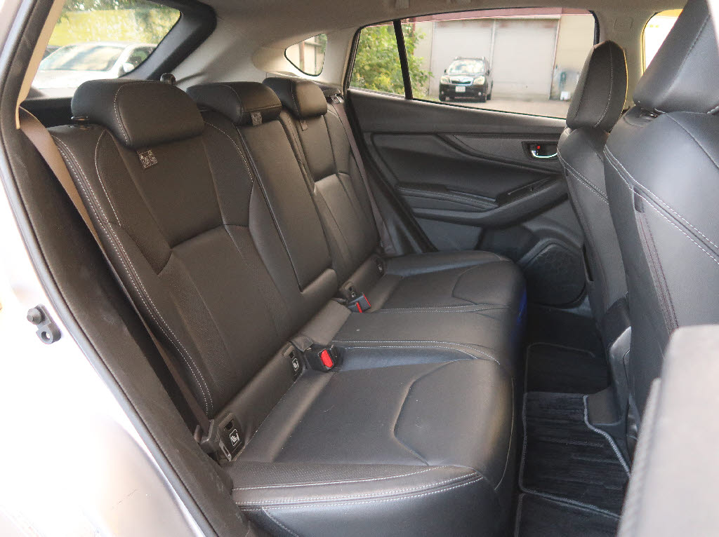 スバル インプレッサスポーツ5枚目