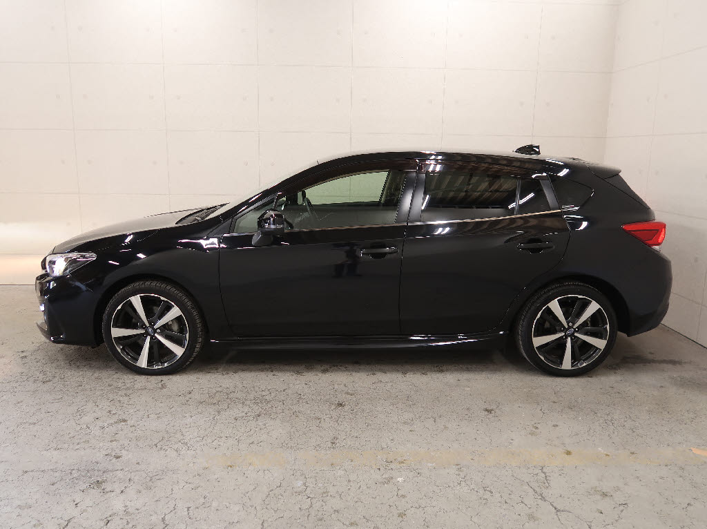 スバル インプレッサスポーツ13枚目