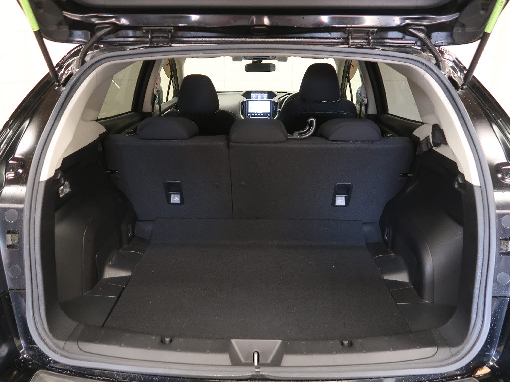 スバル インプレッサスポーツ8枚目