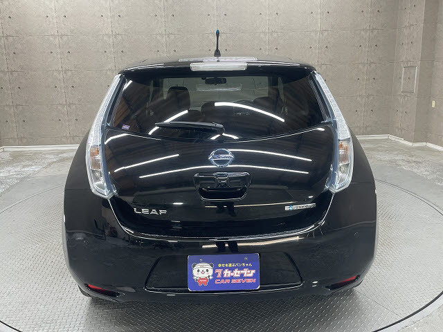 ニッサン リーフ9枚目