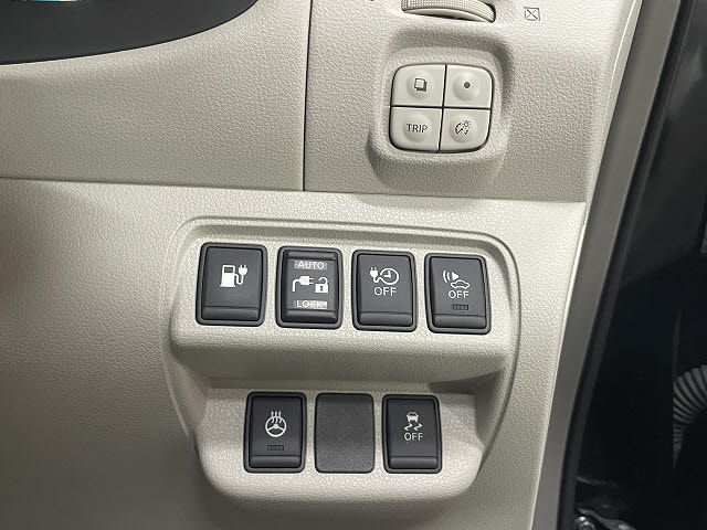 ニッサン リーフ19枚目