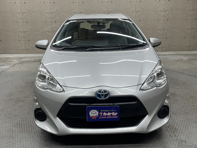 トヨタ アクア9枚目