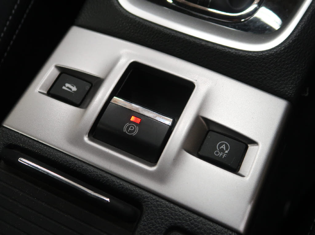 スバル レヴォーグ18枚目