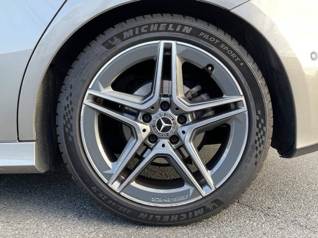 メルセデスベンツ Aクラス9枚目