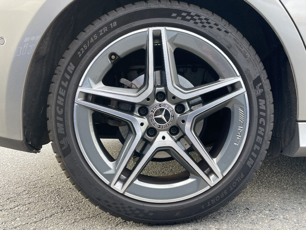 メルセデスベンツ Aクラス10枚目