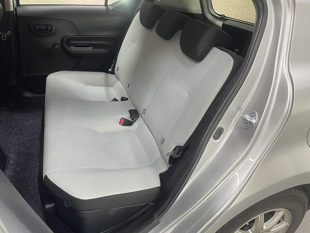 トヨタ アクア6枚目