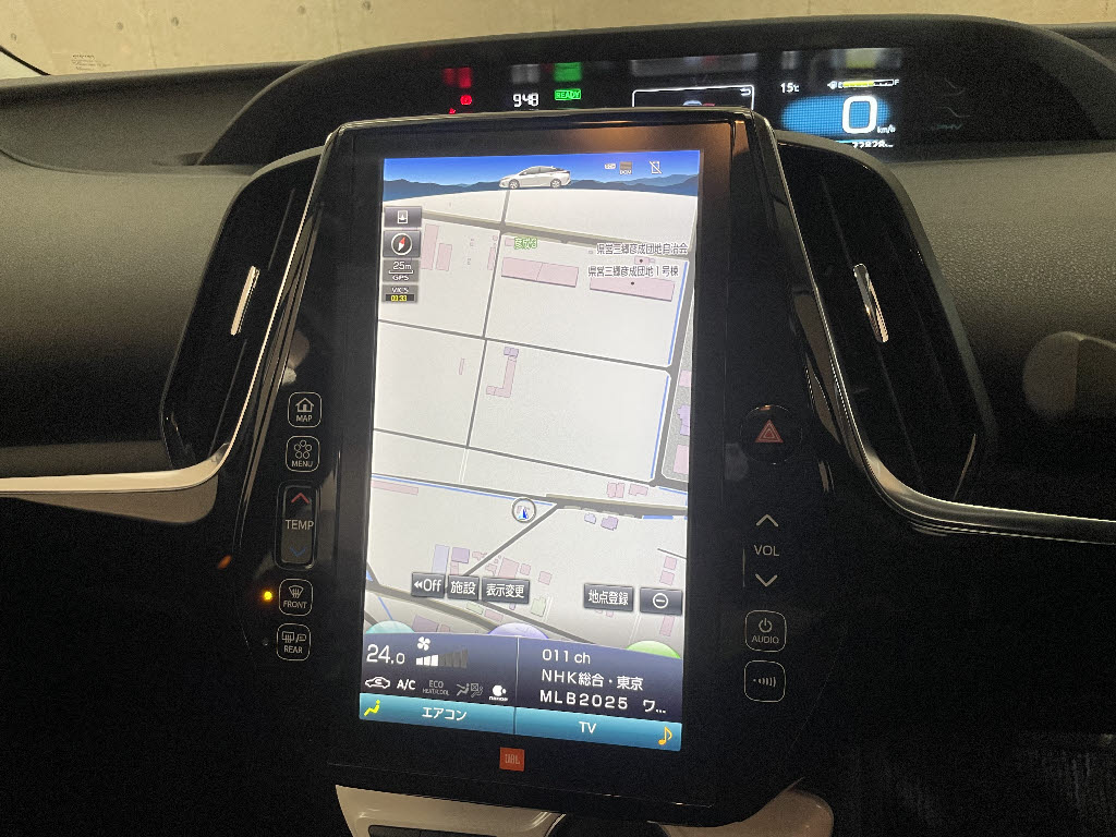 トヨタ プリウスPHV13枚目