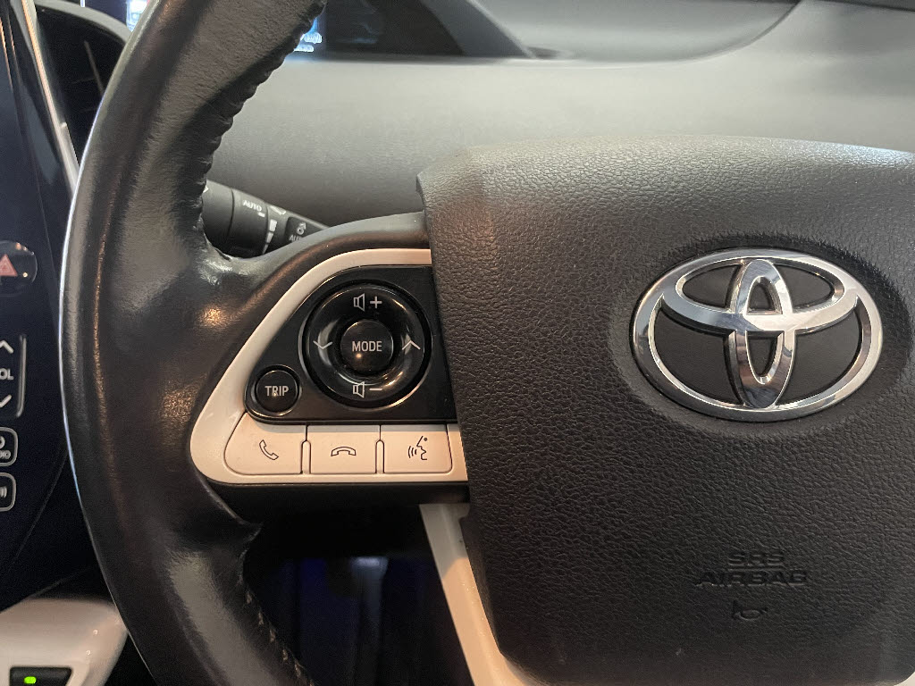 トヨタ プリウスPHV19枚目