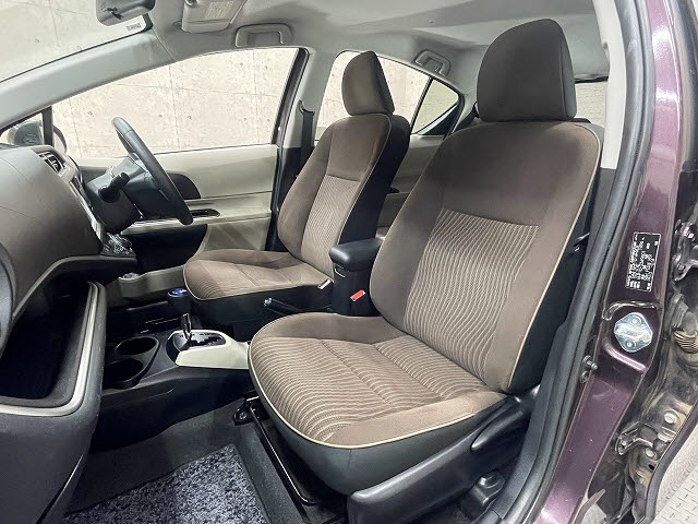 トヨタ アクア5枚目