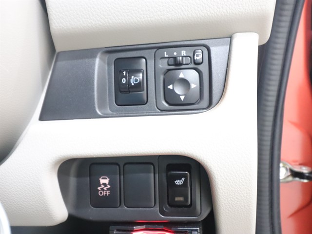 三菱 eKワゴン18枚目