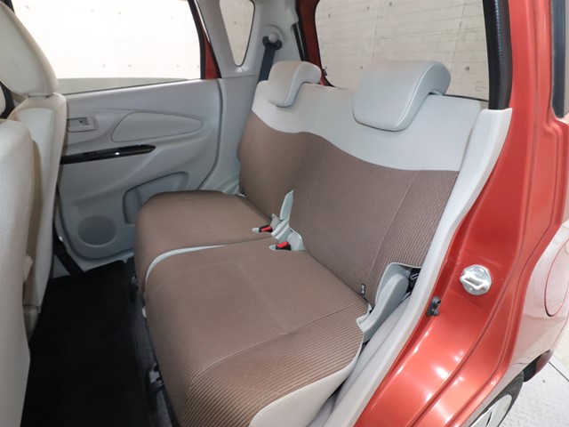 三菱 eKワゴン6枚目