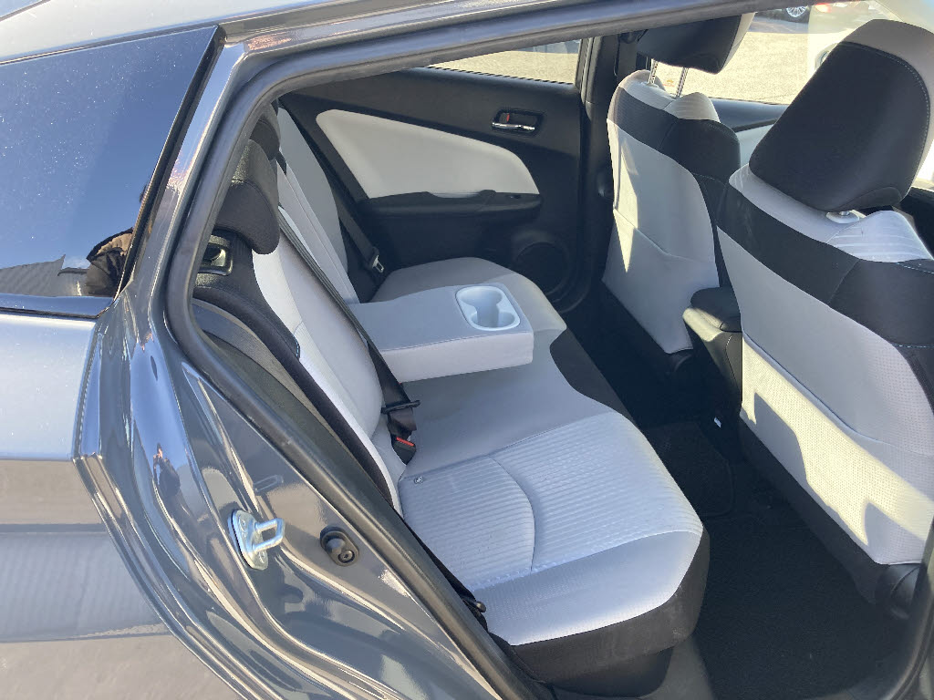 トヨタ プリウス17枚目