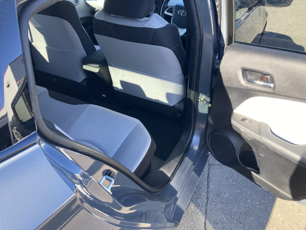 トヨタ プリウス18枚目