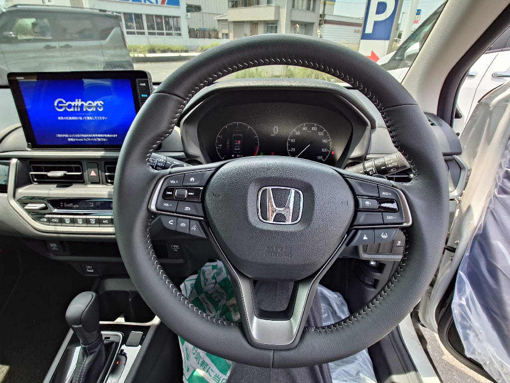 ホンダ WR-V2枚目