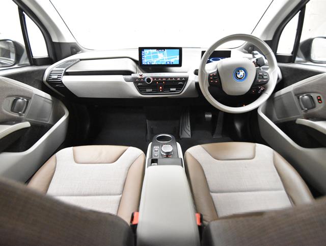 ＢＭＷ ｉ３2枚目