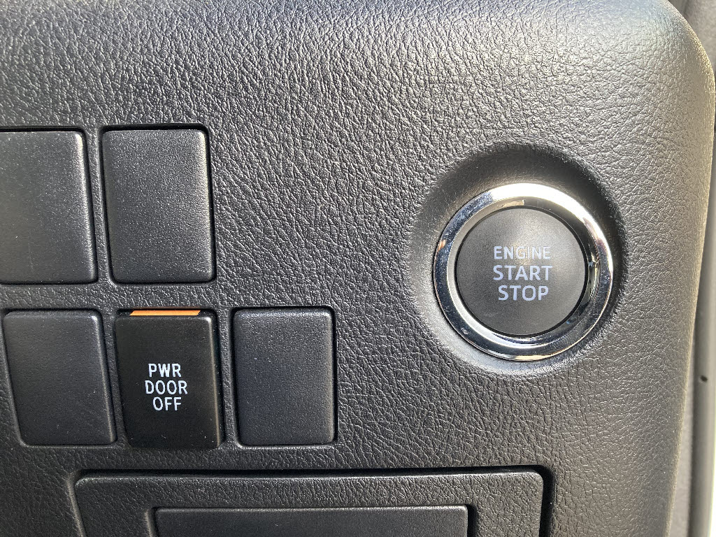 トヨタ ヴェルファイア18枚目