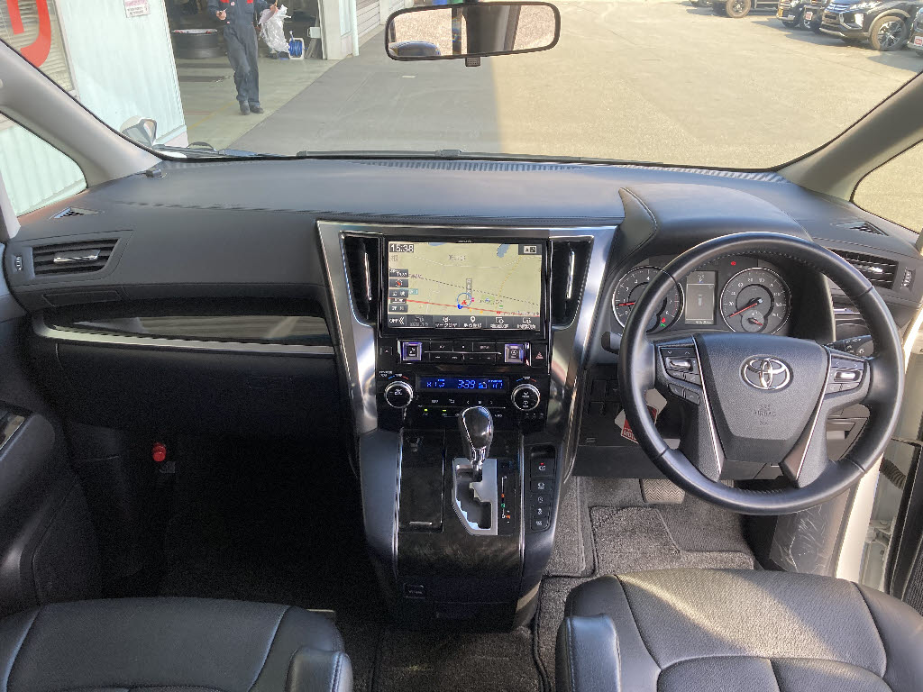 トヨタ ヴェルファイア2枚目