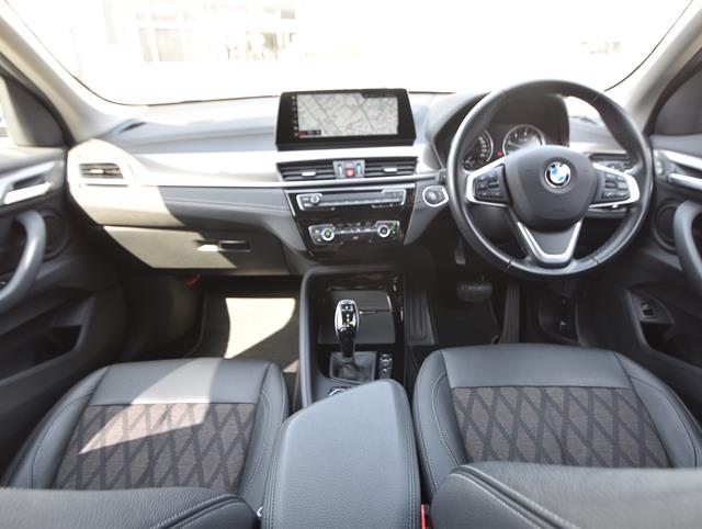 ＢＭＷ Ｘ１2枚目