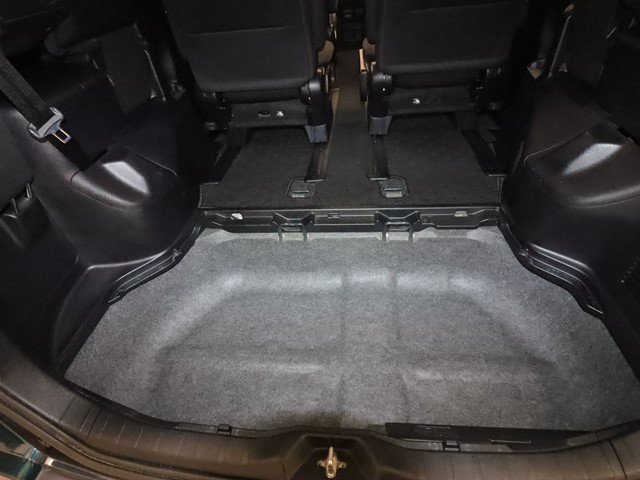 トヨタ ヴォクシー13枚目