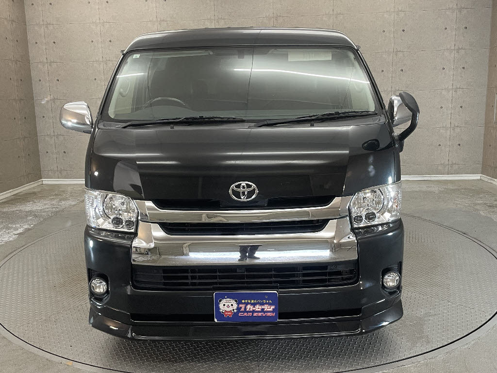 トヨタ ハイエース7枚目