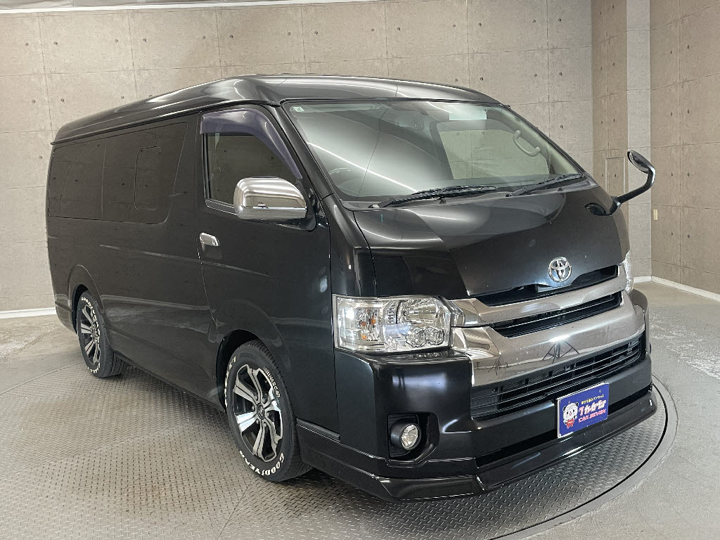 トヨタ ハイエース8枚目