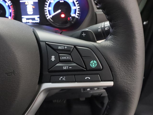 三菱 デリカミニ11枚目