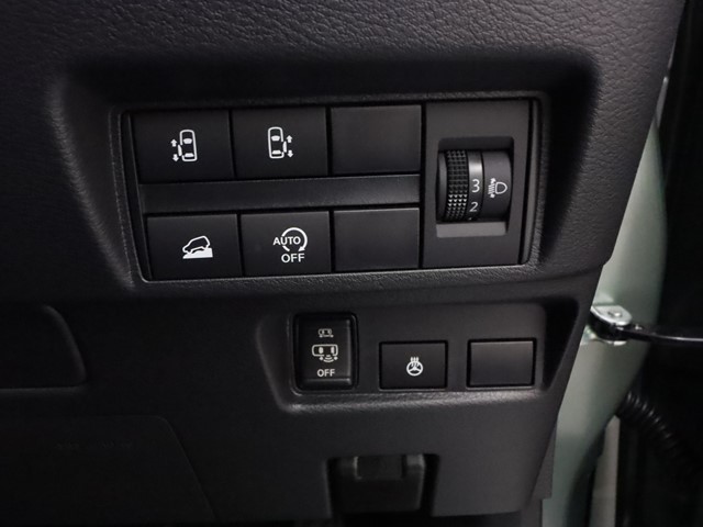 三菱 デリカミニ13枚目