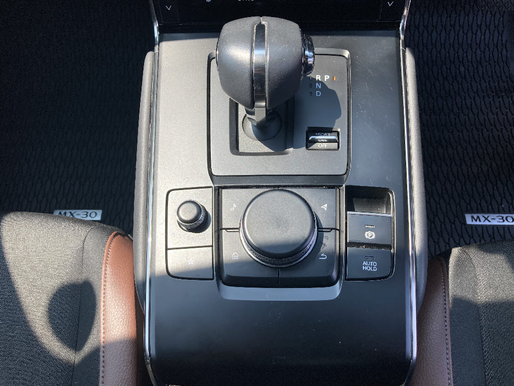 マツダ ＭＸ-３０7枚目