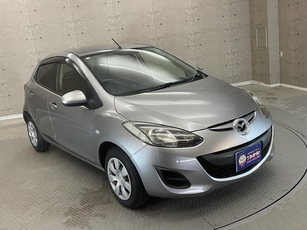 マツダ デミオ10枚目