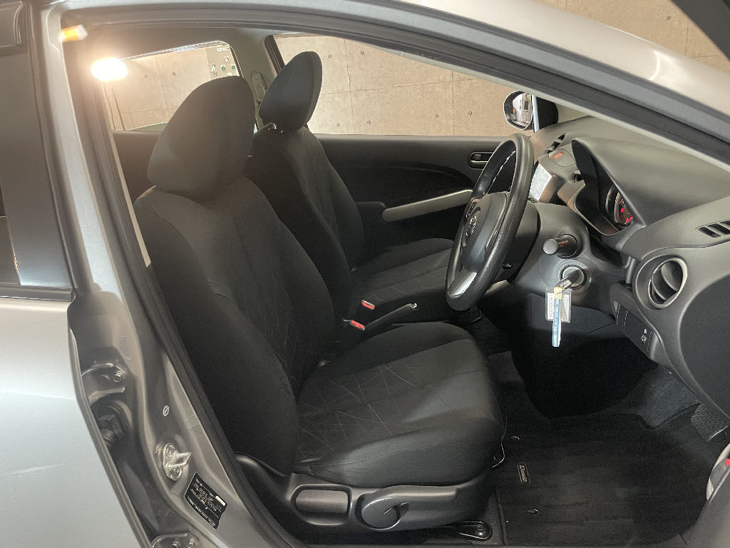 マツダ デミオ3枚目