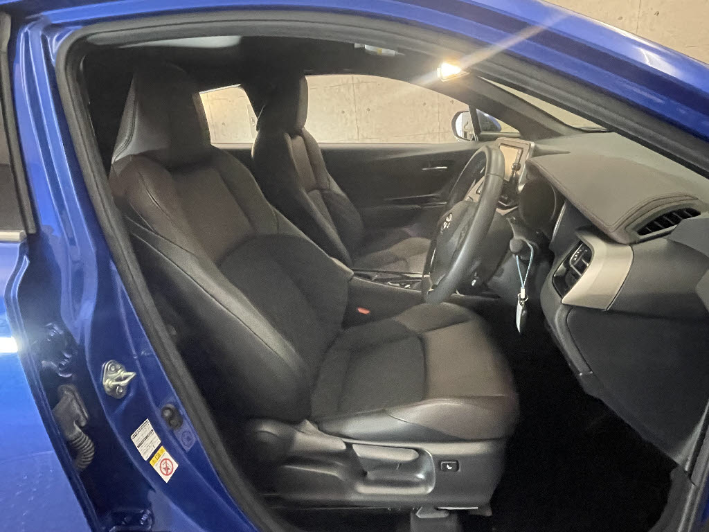 トヨタ Ｃ-ＨＲ3枚目