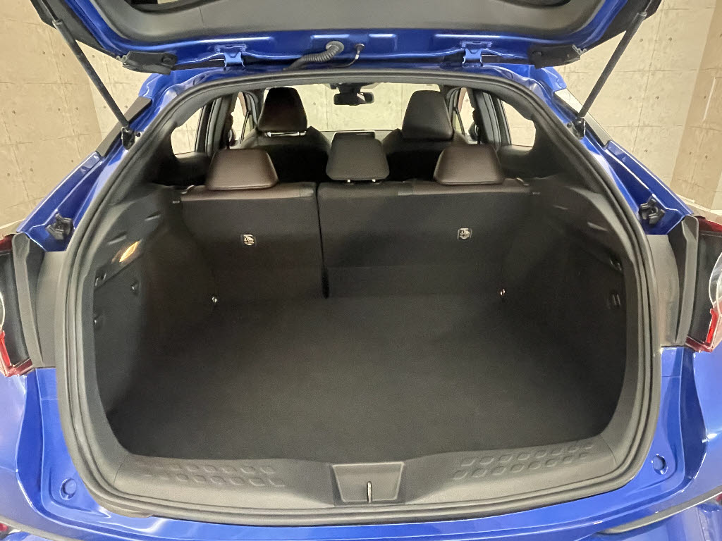 トヨタ Ｃ-ＨＲ7枚目