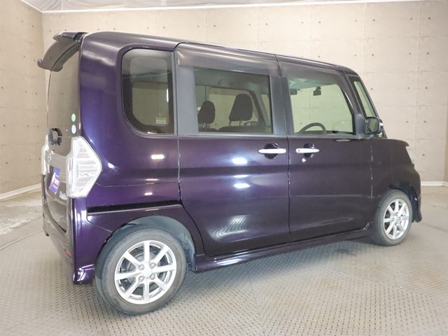 ダイハツ タントカスタム1枚目