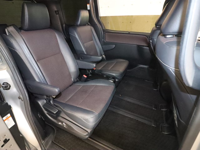 トヨタ エスクァイア7枚目