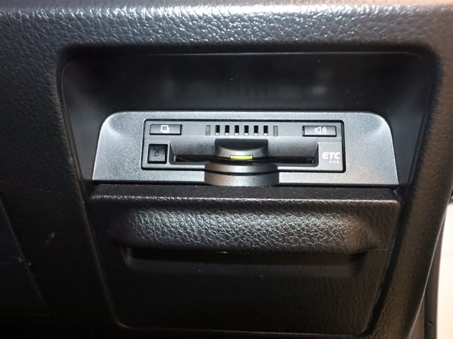 トヨタ ヴォクシー18枚目