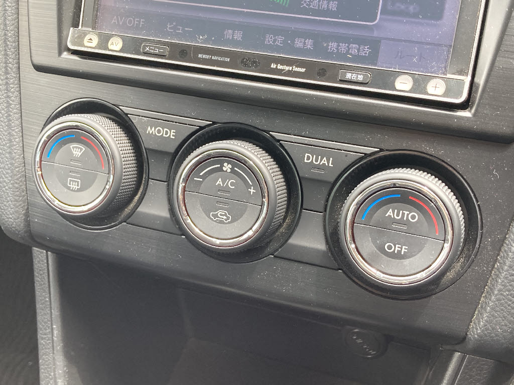 スバル インプレッサ6枚目