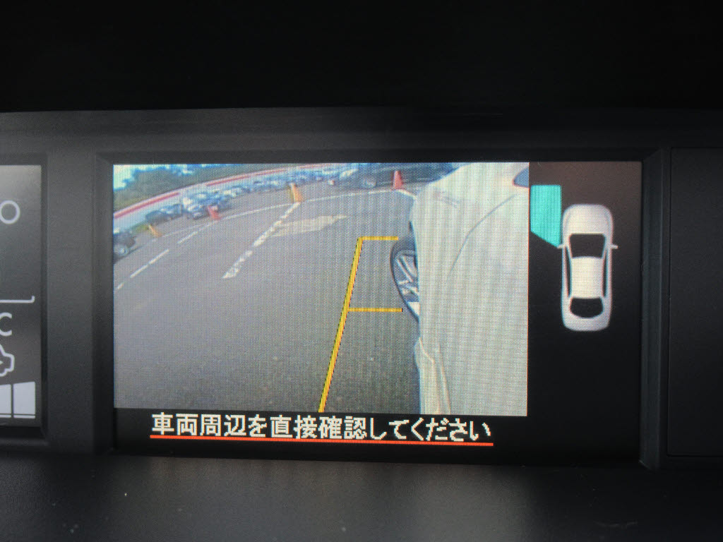 スバル レヴォーグ5枚目